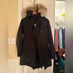 Canada Goose Rossclair black parka size XS
